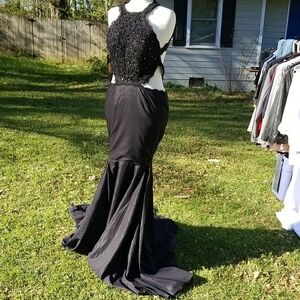 Black Beaded Lace Mermaid Prom Gown